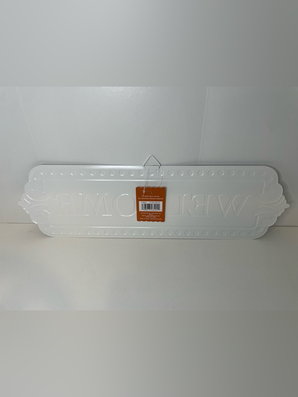 White 'Welcome' Decorative Metal Wall Plaque, Home Decor - Picture 4 of 4